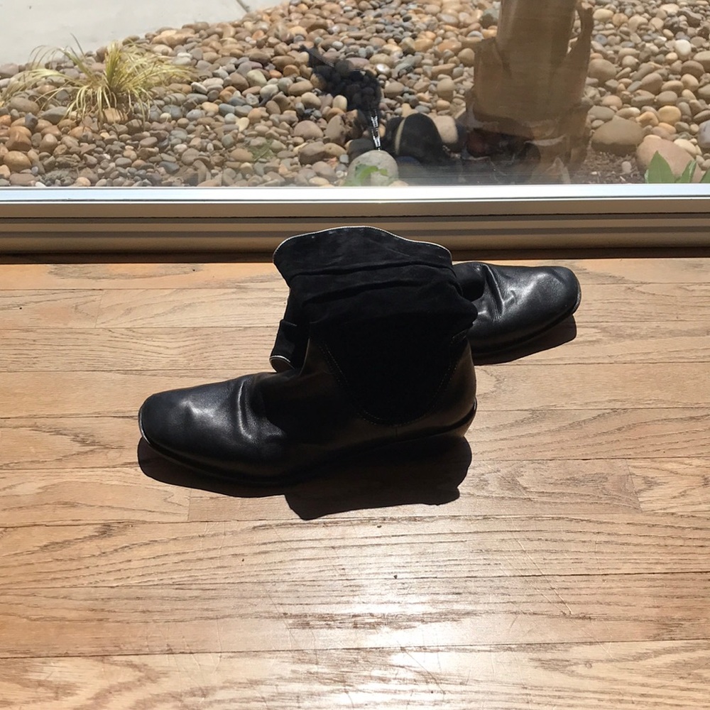 Taryn rose boots make in Italy